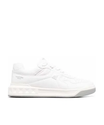 VALENTINO GARAVANI ONE STUD LOW-TOP NAPPA SNEAKER