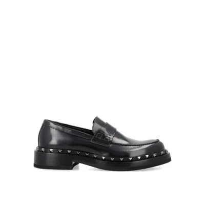 Valentino Garavani Rockstud M-way Loafers In Black