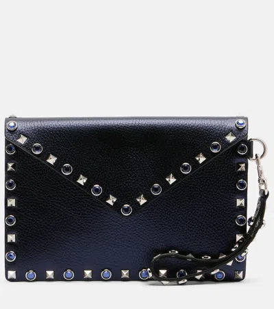 Valentino Garavani Medium Rockstud Flat Leather Wristlet Envelope Pouch In Blue