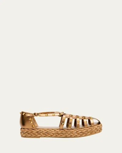 Valentino Garavani Rockstud Metallic Espadrille Fisherman Sandals In Vintage Gold / Naturale
