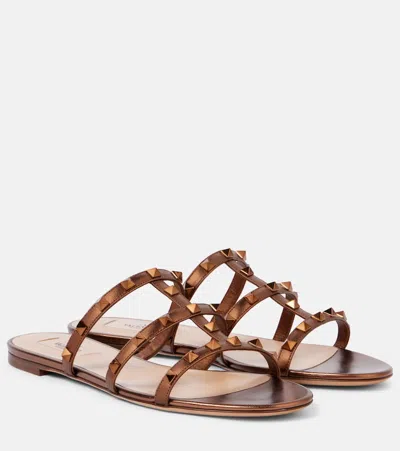 VALENTINO GARAVANI ROCKSTUD METALLIC LEATHER SANDALS