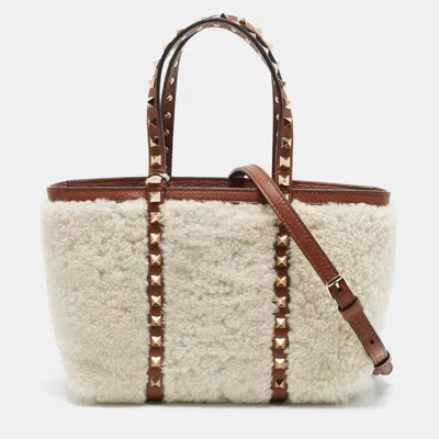 Pre-owned Valentino Garavani Rockstud Mini White/brown Leather And Shearling Fur Tote