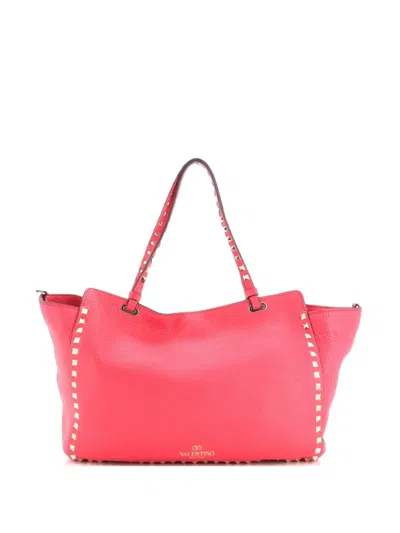 Pre-owned Valentino Garavani Rockstud Pebbled Leather Medium Tote Bag In Pink