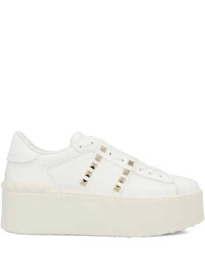 Valentino Garavani Rockstud Platform Sneakers In White