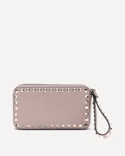 Valentino Garavani Rockstud Pouch In Pink
