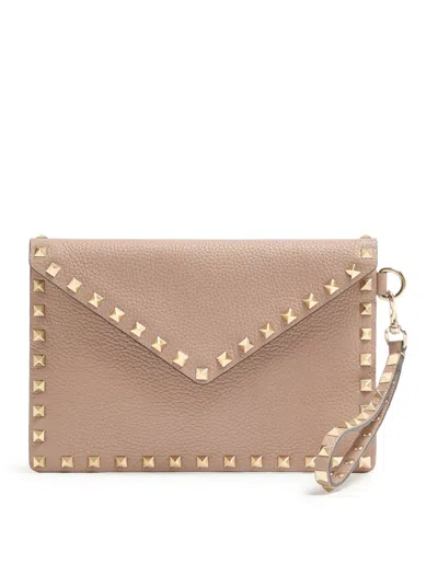 Valentino Garavani Rockstud Pouch In Garnet Calfskin In Nude