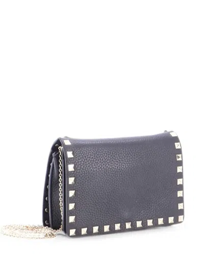 Pre-owned Valentino Garavani Rockstud Pouch Leather Mini Crossbody Bag In Black