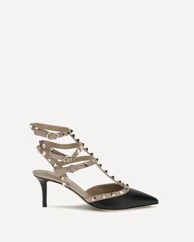 Valentino Garavani Rockstud Pumps In Black
