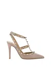 Valentino Rockstud 105 Grained Leather Pumps In Poudre
