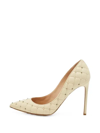 Pre-owned Valentino Garavani Rockstud Quilted Pumps In Neutral