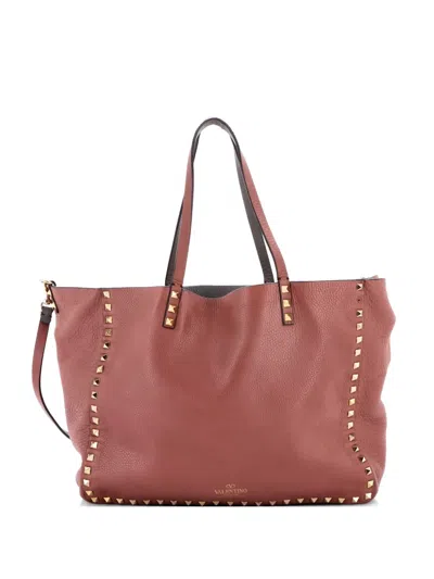 Pre-owned Valentino Garavani Rockstud Reversible Convertible Leather Medium Tote Bag In Pink