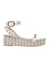Valentino Garavani Rockstud Platform Espadrillas In White