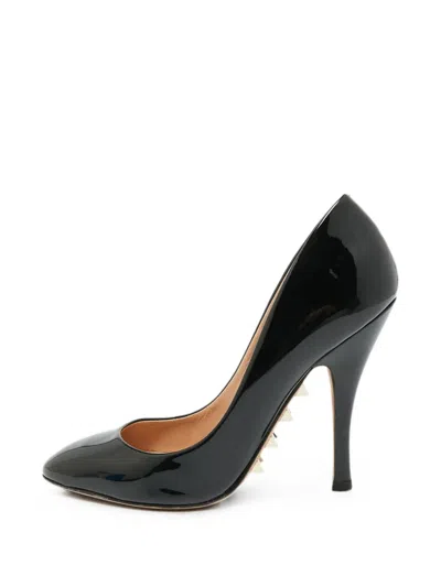 Pre-owned Valentino Garavani Rockstud Round-toe Leather Pumps In Black