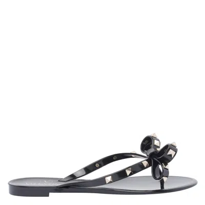 VALENTINO GARAVANI ROCKSTUD RUBBER FLIP FLOPS