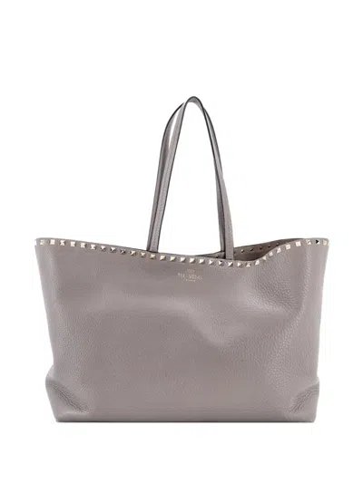 Pre-owned Valentino Garavani Rockstud Shopper Leather Large Tote Bag In Neutral