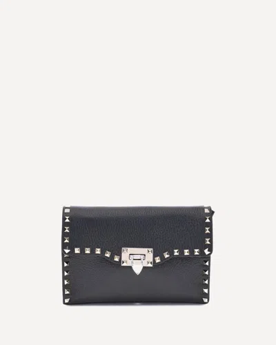 Valentino Garavani Rockstud Shoulder Bag In Black