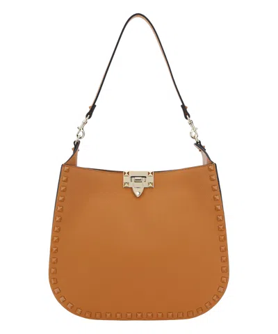 Valentino Garavani Rockstud Shoulder Bag In Beige