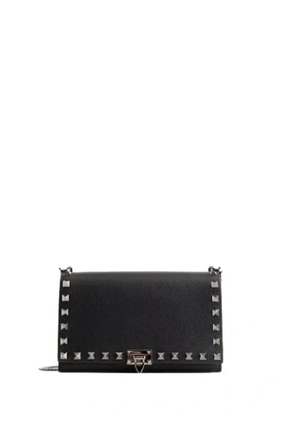 Valentino Garavani Rockstud Shoulder Bag In Black