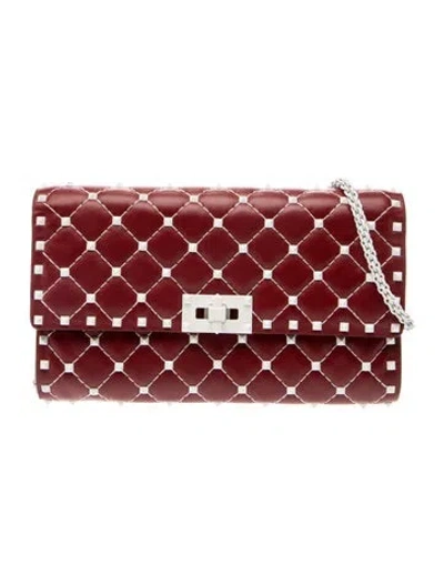 Pre-owned Valentino Garavani Rockstud Shoulder Bag In Red