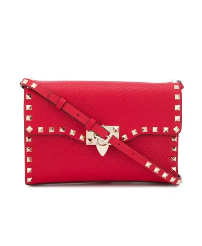 Valentino Garavani Rockstud Shoulder Bag In Red