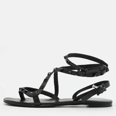 Pre-owned Valentino Garavani Rockstud Size 37 Black Leather Ankle Wrap Thong Flats