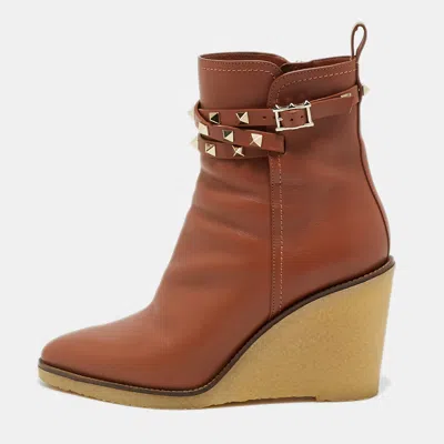Pre-owned Valentino Garavani Rockstud Size 38 Brown Leather Ankle Length Boots