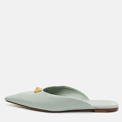 Pre-owned Valentino Garavani Rockstud Size 38 Pastel Green Leather Pointed Toe Flat Mules