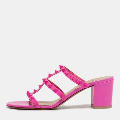 Pre-owned Valentino Garavani Rockstud Size 38 Pink Patent Leather Slide Sandals