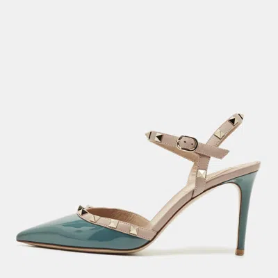 Pre-owned Valentino Garavani Rockstud Size 38.5 Blue/beige Patent And Leather Ankle Strap Pumps