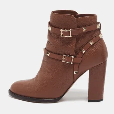 Pre-owned Valentino Garavani Rockstud Size 38.5 Brown Leather Ankle Length Boots