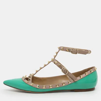 Pre-owned Valentino Garavani Rockstud Size 39 Green/beige Patent And Leather Ballet Flats