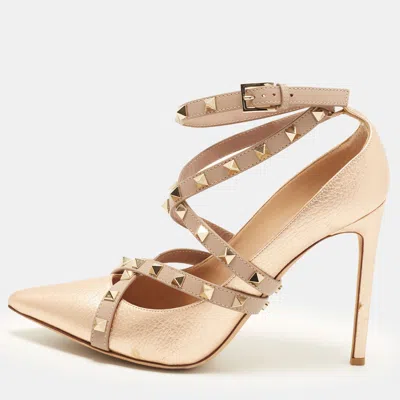 Pre-owned Valentino Garavani Rockstud Size 40.5 Beige/gold Leather Pumps