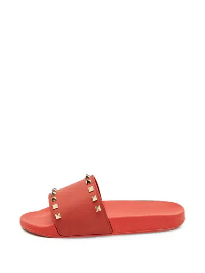 Pre-owned Valentino Garavani Rockstud Slides In Red