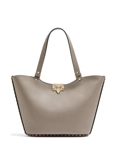 Valentino Garavani Rockstud 小牛皮小号购物袋 In Gray