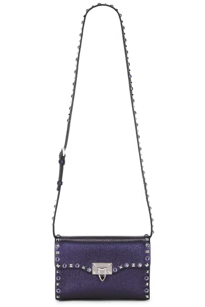Valentino Garavani Rockstud Small Shoulder Bag In Purple