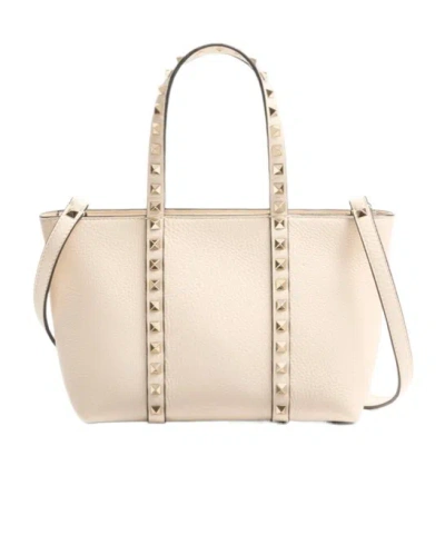 Valentino Garavani Rockstud Small Shoulder Bag In Nude