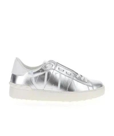 Valentino Garavani Rockstud Sneakers In Silver