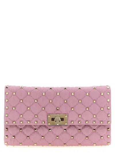 Valentino Garavani Rockstud Spike Chain Strap Quilted Clutch Bag In Pink