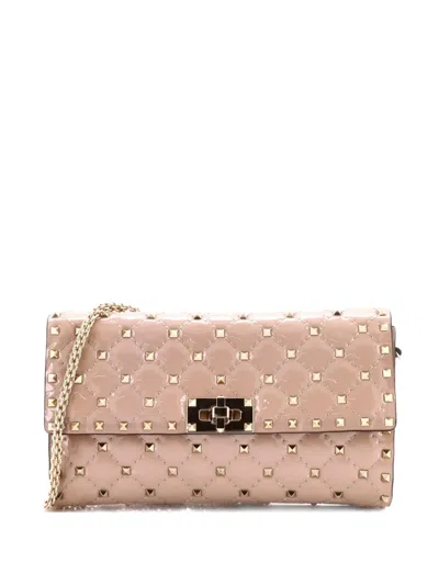 Pre-owned Valentino Garavani Rockstud Spike Wallet On Chain Quilted Patent Small Crossbody Bag In Neutral