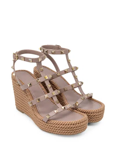 Pre-owned Valentino Garavani Rockstud Torchon Espadrille Wedge Sandals In 中性色