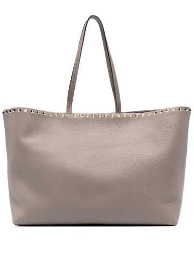 Valentino Garavani Rockstud Tote Handbag Handbag In Gray