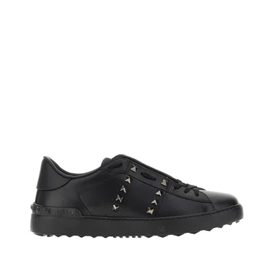 Valentino Garavani Rockstud Sneakers In Black