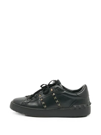 Pre-owned Valentino Garavani Rockstud Untitled Leather Sneakers In Black