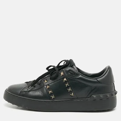 Pre-owned Valentino Garavani Rockstud Untitled Size 39 Black Leather Lace Up Sneakers