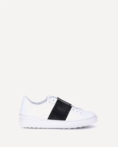 Valentino Garavani Rockstud Untitled Sneakers In White