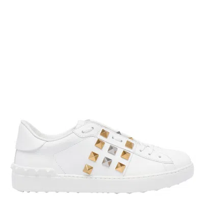 Valentino Garavani Rockstud Sneakers In White