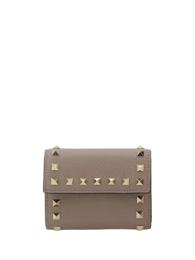 Valentino Garavani Women Rockstud Wallet In Brown