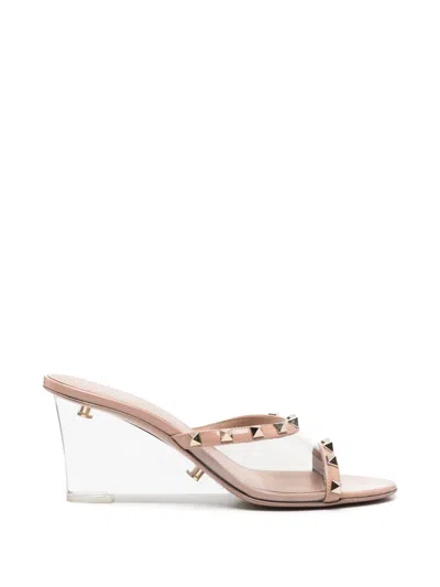 Pre-owned Valentino Garavani Rockstud Wedge Sandals In White