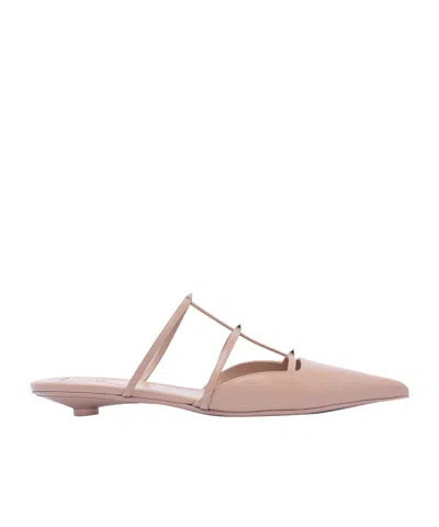 Valentino Garavani Rockstud Wispy Leather Mules In Powder