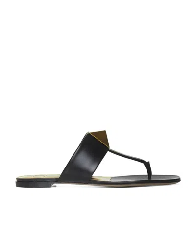 VALENTINO GARAVANI VALENTINO	GARAVANI ONE STUD OPEN TOE FLAT SANDALS